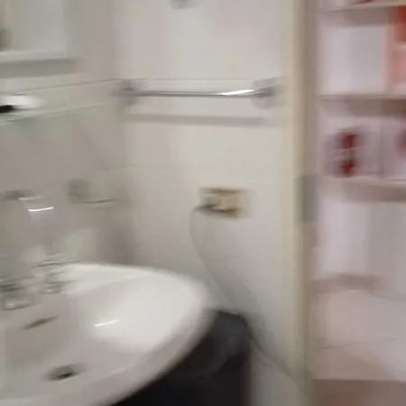 Otel La Casetta Di Ele 3*
